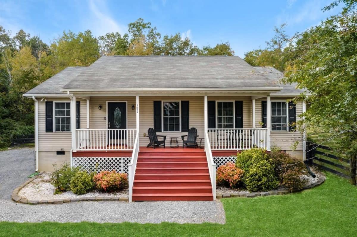 Modern Decor, Hot Tub, Fire Pit & River Access! Luray Exterior foto